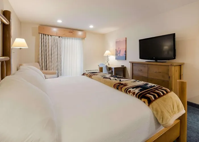 Best Western Plus Kentwood Lodge