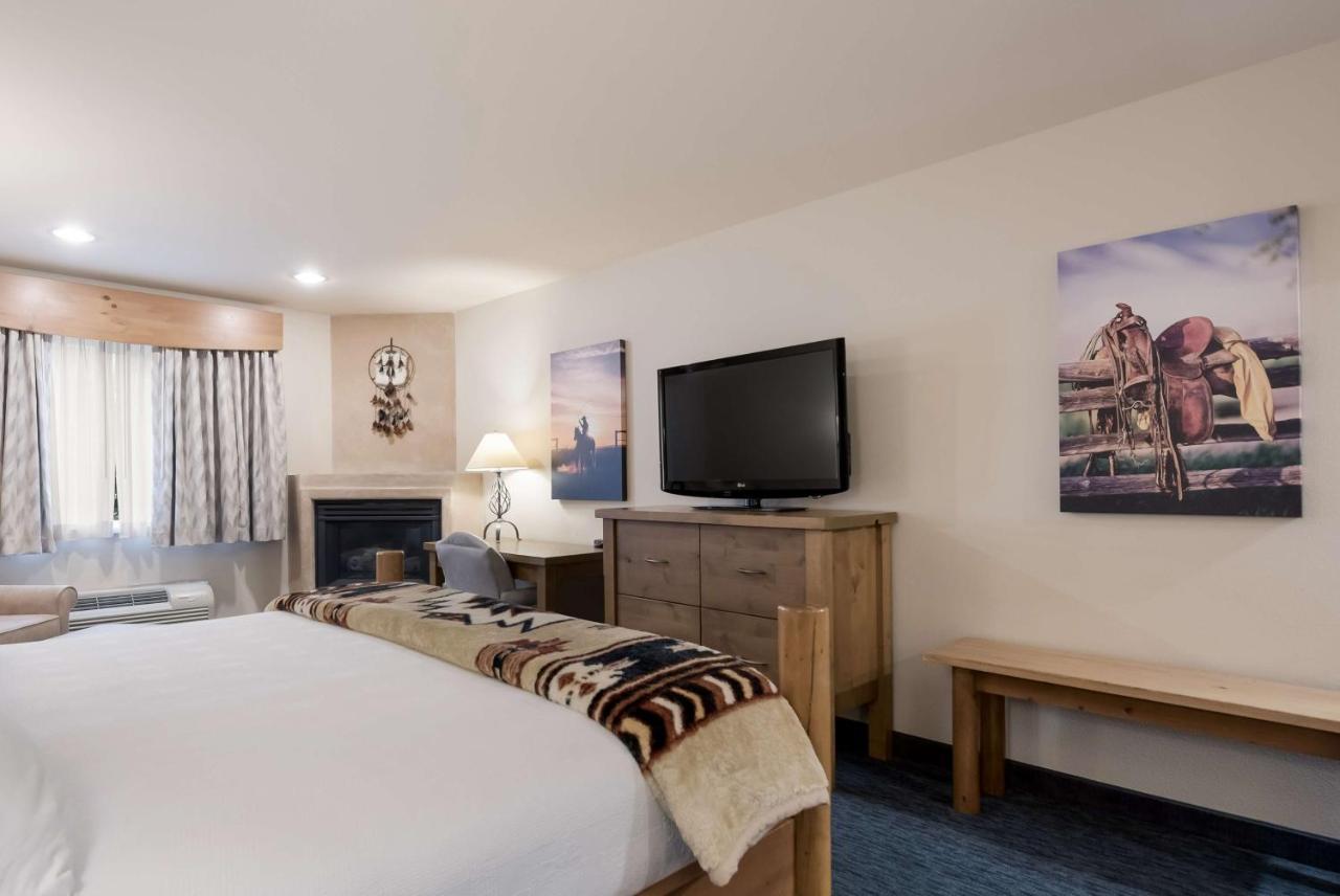 Best Western Plus Kentwood Hotel 3*
